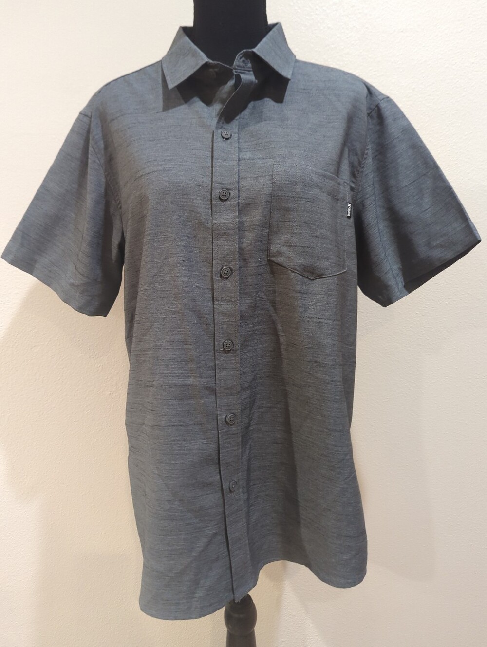 Hurley Charcoal Gray Short-Sleeve Button-Down Shirt - Picture 5 of 12